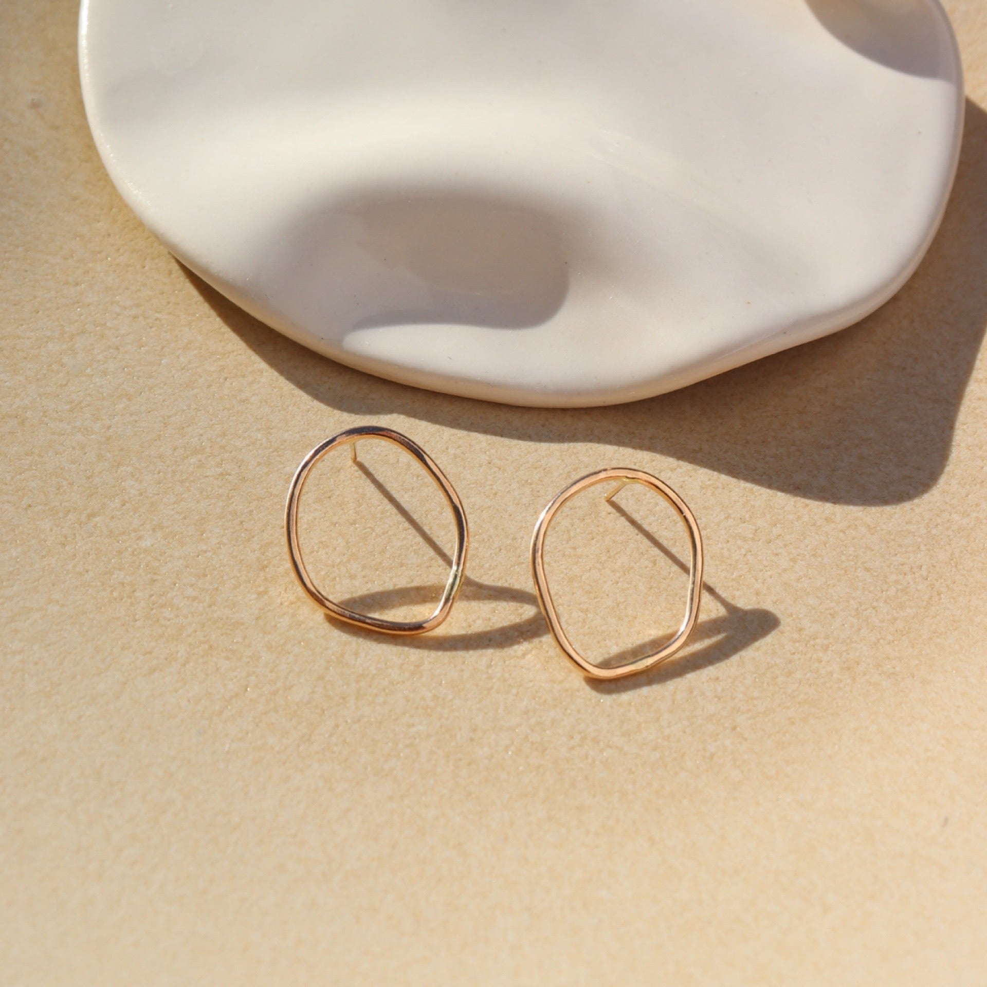 Form Studs