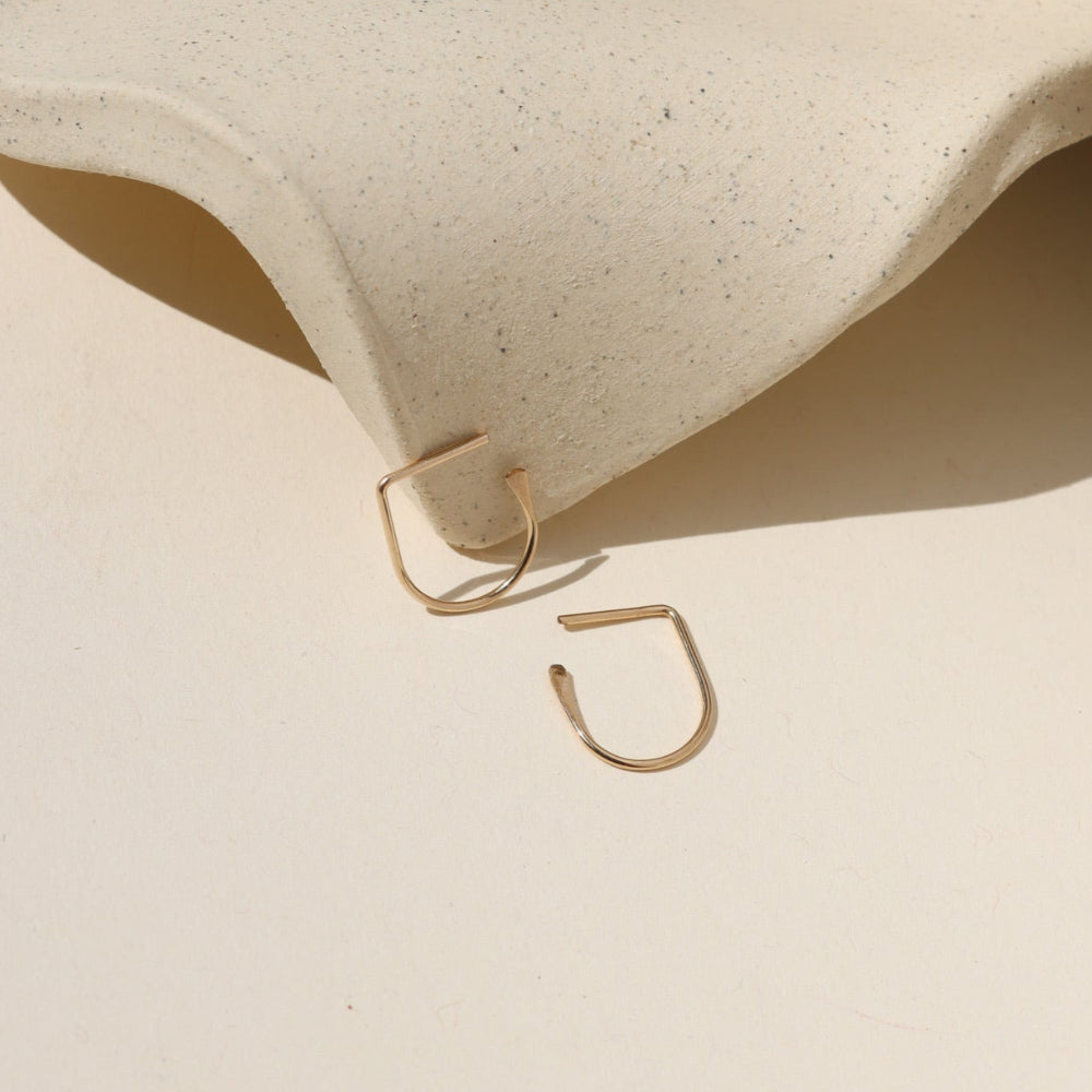 Trace Hoops