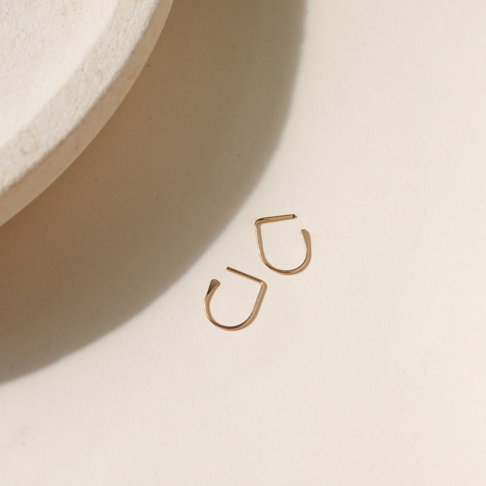 Trace Hoops