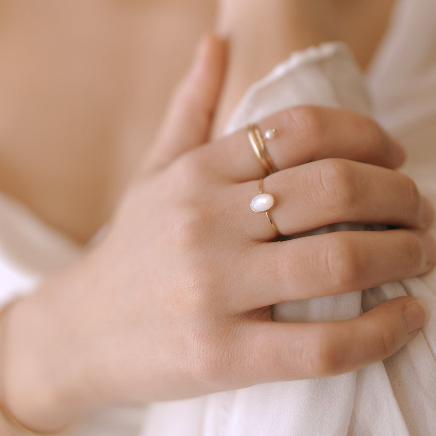 model wearing 14k gold fill Aurelia ring. 