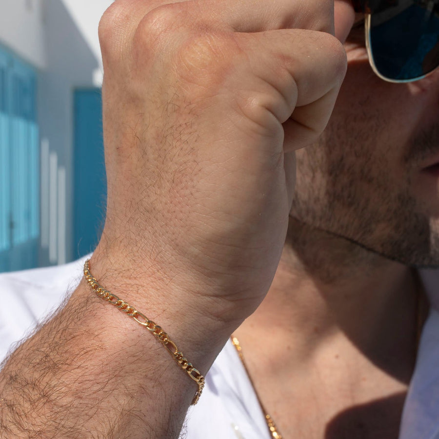 Model wearing 14k gold fill Gio bracelet.