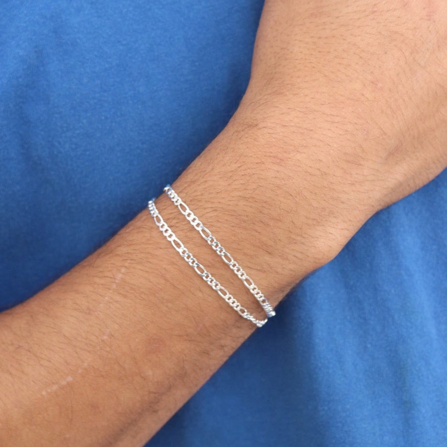 Model Wearing 925 sterling silver bracelet