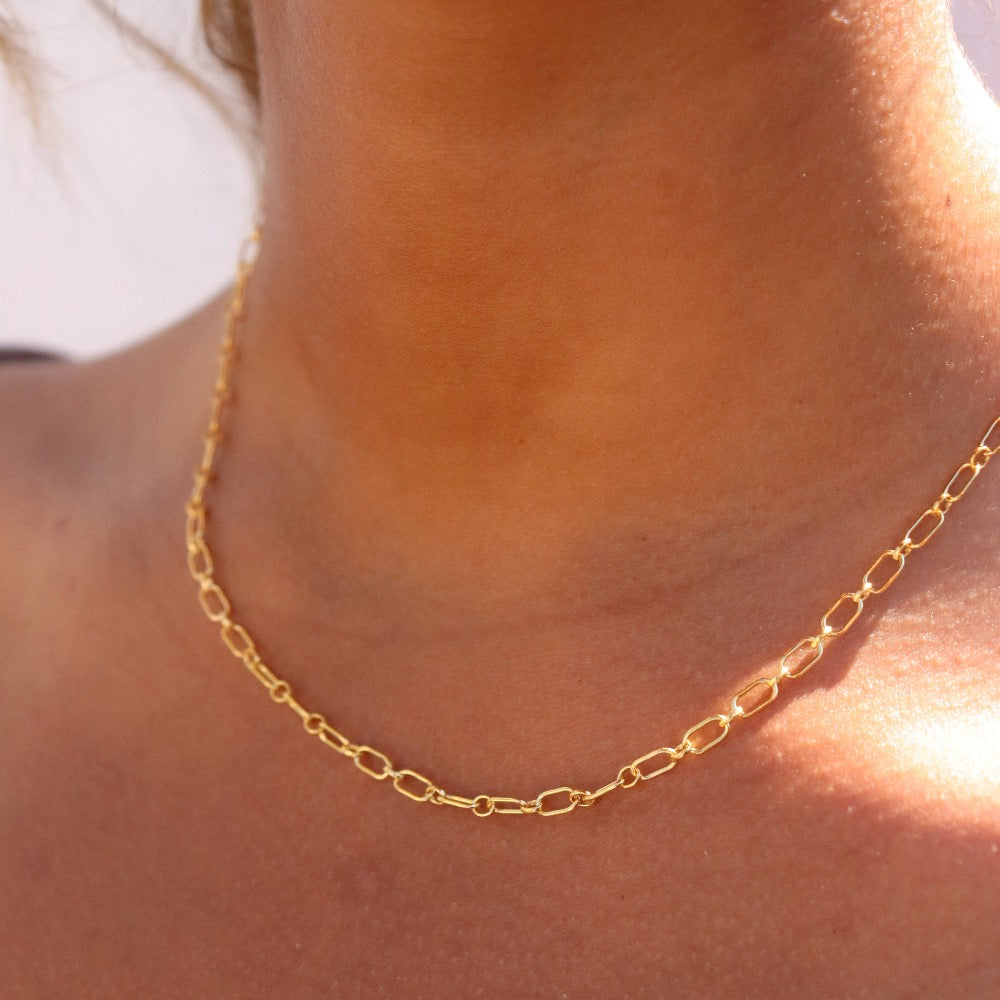 Model wearing 14k gold fill Brooklyn Chain