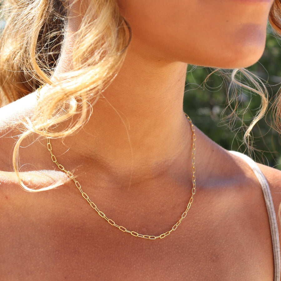 Model wearing 14k gold fill Narrow link chain 