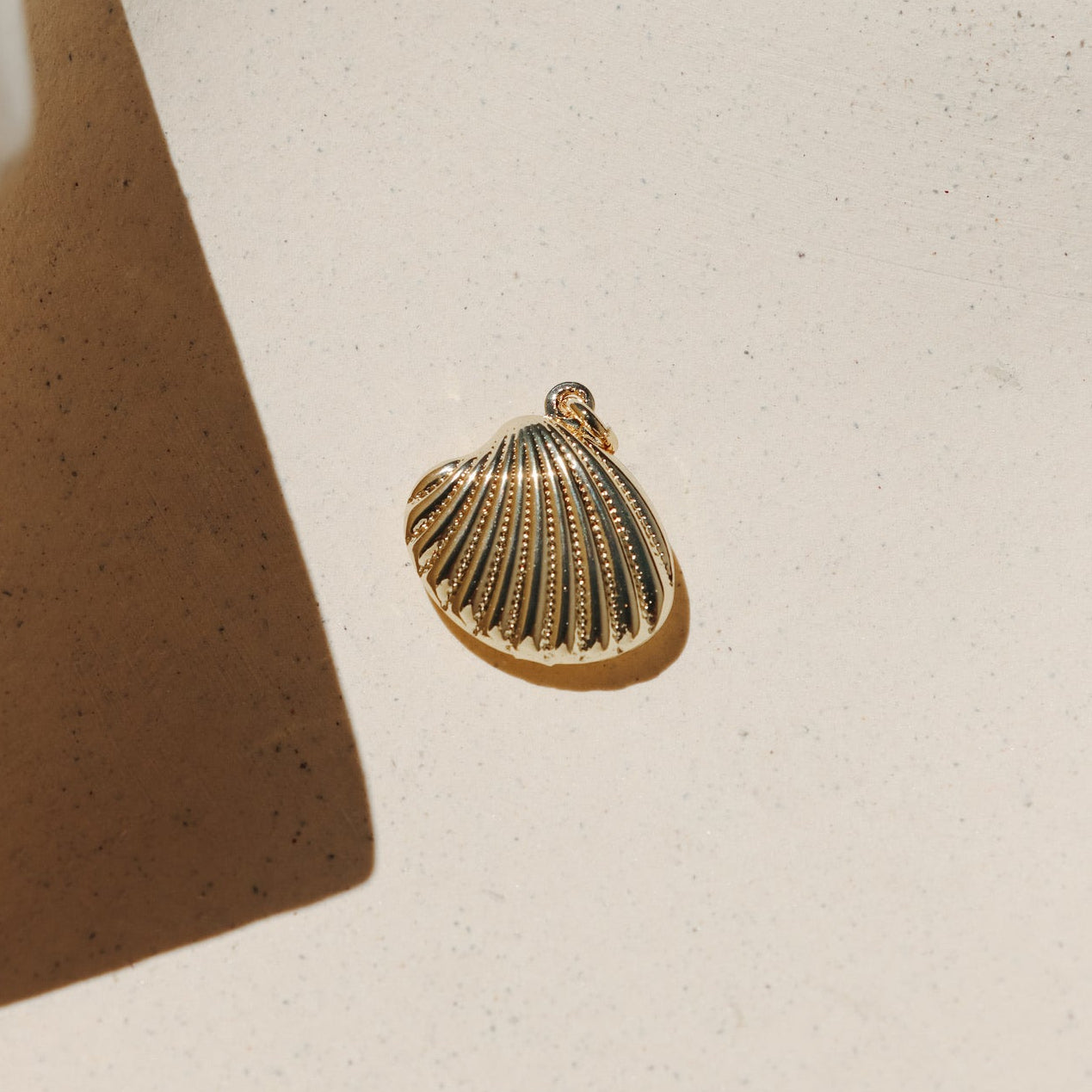 Large Clam Shell Charm